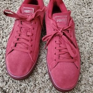 Puma Sneakers